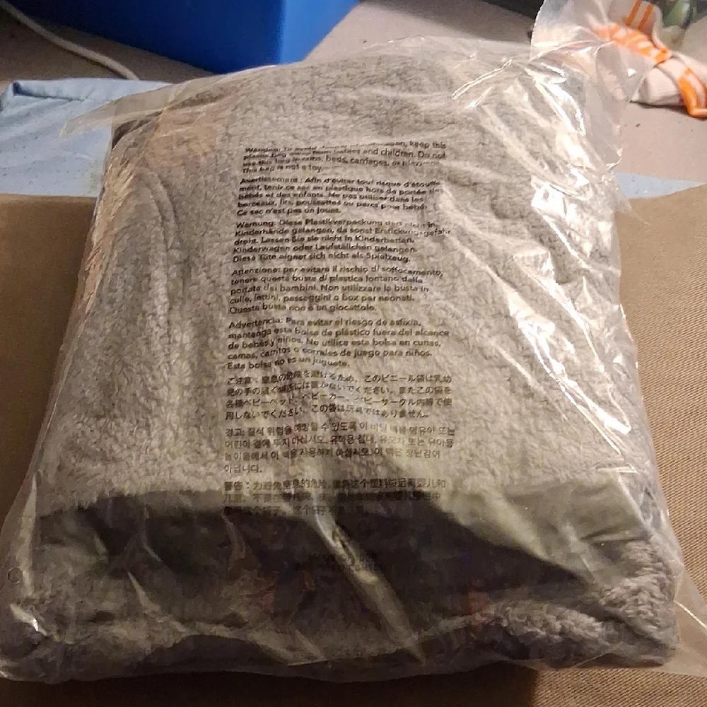 Patagonia Charcoal Fleece Sweater - Picture 3 of 4